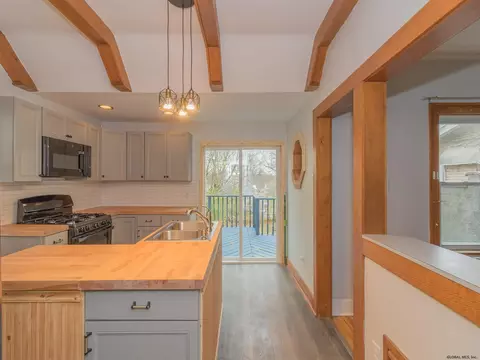 202 Rosa Rd, Schenectady, NY 12308 photo 14