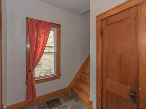 202 Rosa Rd, Schenectady, NY 12308 photo 4