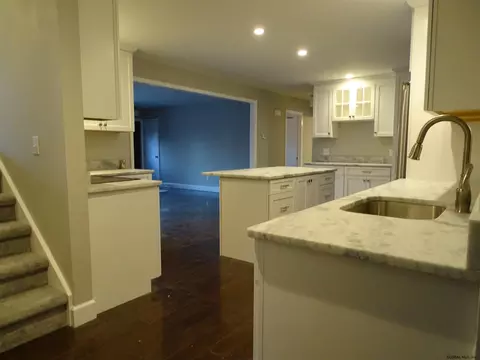 156 East Palmer Ave, Schenectady, NY 12303 photo 8
