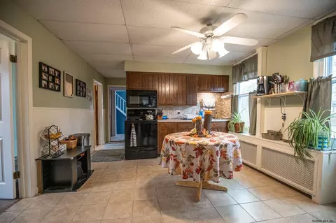 1817 Hillside Ave, Schenectady, NY 12309 photo 17