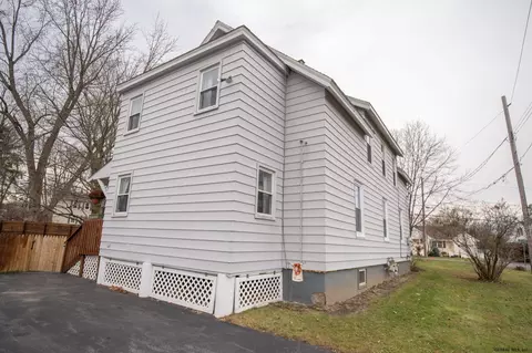 1817 Hillside Ave, Schenectady, NY 12309 photo 49