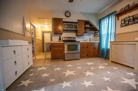 1817 Hillside Ave, Schenectady, NY 12309 photo 33