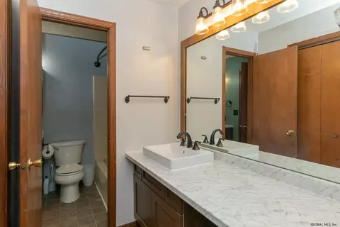 14 Sandhurst Dr, Slingerlands, NY 12159 photo 30