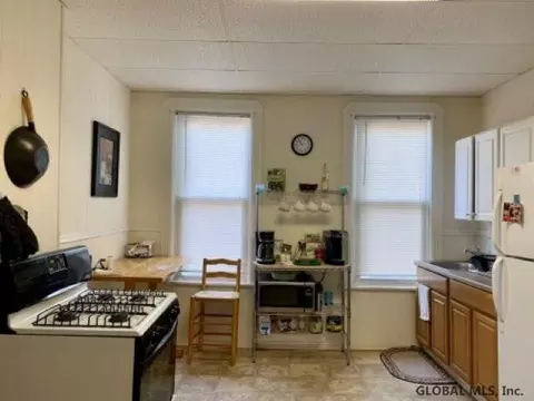 958 Park Ave, Schenectady, NY 12308 photo 13