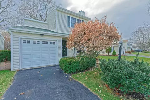 46 Cooks Ct, Waterford, NY 12188 photo 5