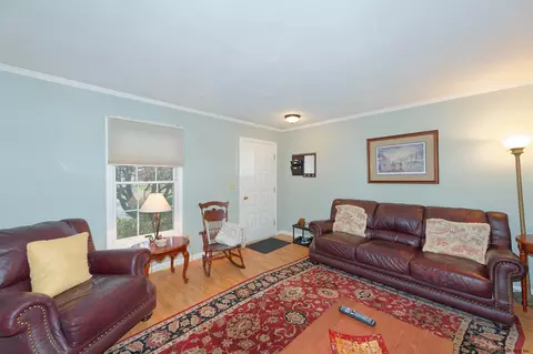 46 Cooks Ct, Waterford, NY 12188 photo 8