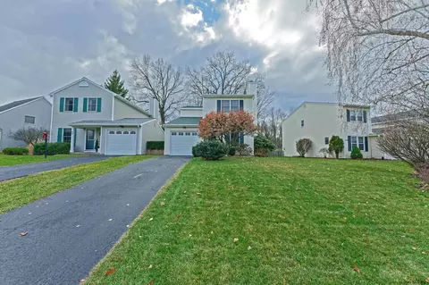 46 Cooks Ct, Waterford, NY 12188 photo 2