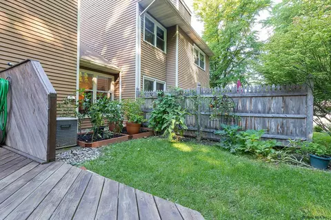 26 Commonwealth Dr, Glenmont, NY 12077 photo 44