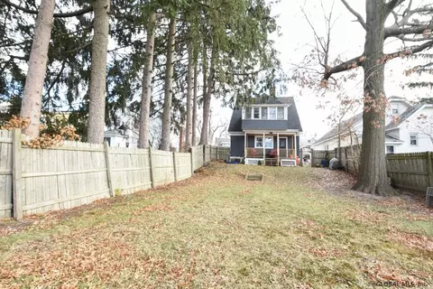 1035 Lexington Ave, Schenectady, NY 12309 photo 18