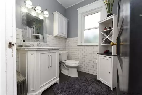 1035 Lexington Ave, Schenectady, NY 12309 photo 14