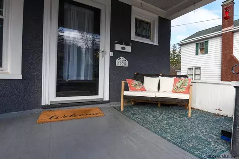 1035 Lexington Ave, Schenectady, NY 12309 photo 2