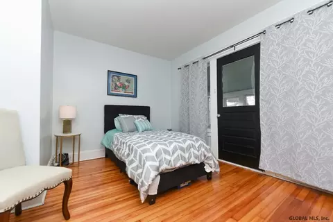 1035 Lexington Ave, Schenectady, NY 12309 photo 15