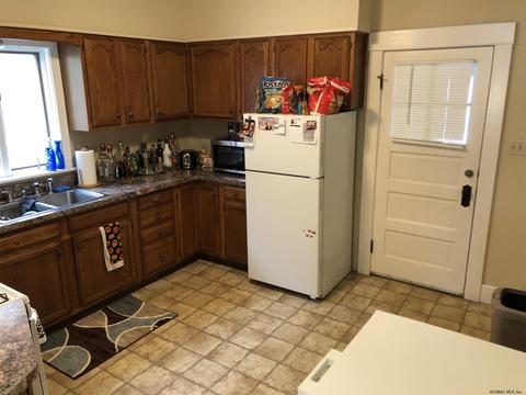 458 Cedar St, Schenectady, NY 12306 photo 9