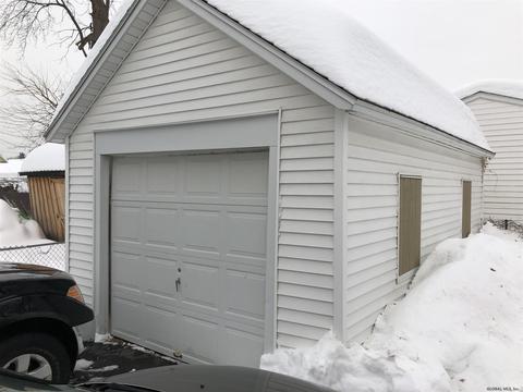 458 Cedar St, Schenectady, NY 12306 photo 28