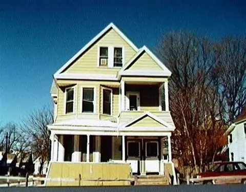 101 Mcclellan St, Schenectady, NY 12304 photo 1