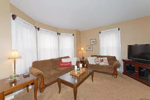 1601 Lenox Rd, Schenectady, NY 12308 photo 9