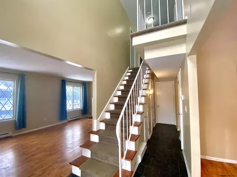12 Leaf Rd, Delmar, NY 12054 photo 3
