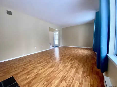 12 Leaf Rd, Delmar, NY 12054 photo 7