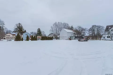 255 Main St, Fort Hunter, NY 12069 photo 45