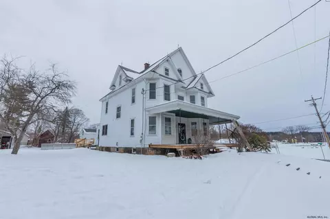 255 Main St, Fort Hunter, NY 12069 photo 4