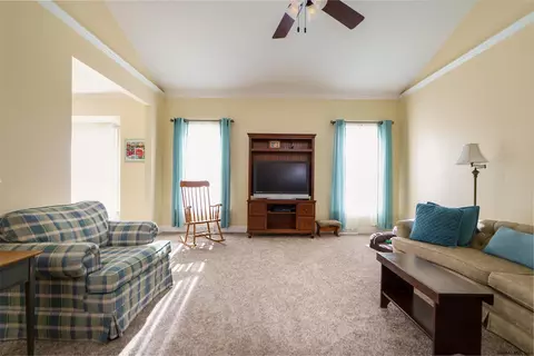 51 Milltowne Rd, Glenmont, NY 12077 photo 8