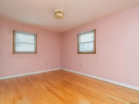 23 Montclair Dr, Schenectady, NY 12302 photo 23