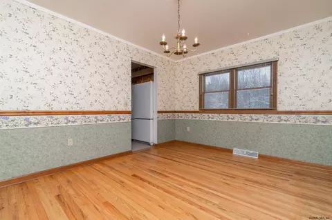 23 Montclair Dr, Schenectady, NY 12302 photo 15