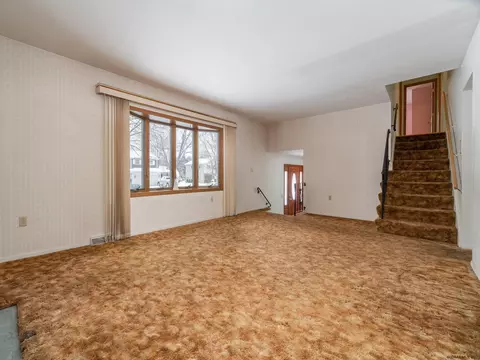 23 Montclair Dr, Schenectady, NY 12302 photo 12