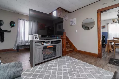 305 Walnut St, Corinth, NY 12822 photo 9
