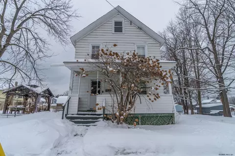 305 Walnut St, Corinth, NY 12822 photo 3