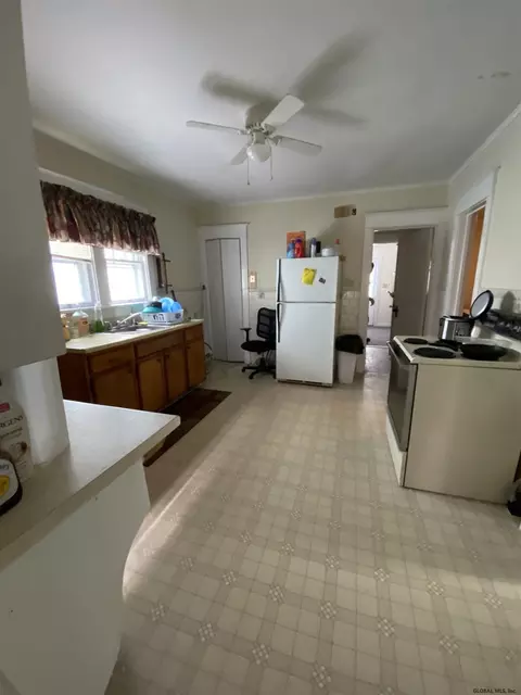 205 Vley Rd, Schenectady, NY 12302 photo 9