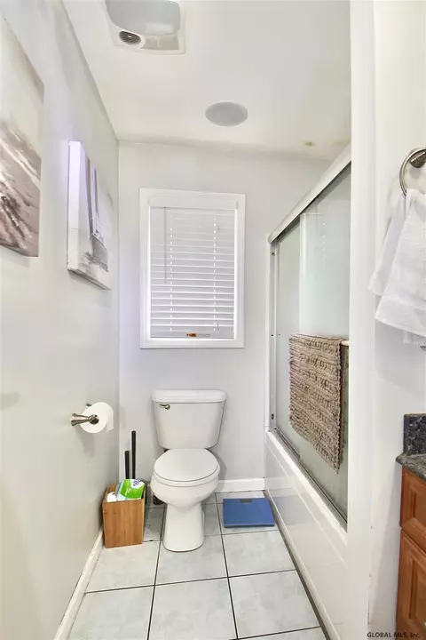 180 Ray Ave, Schenectady, NY 12304 photo 30