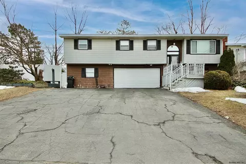 180 Ray Ave, Schenectady, NY 12304 photo 1