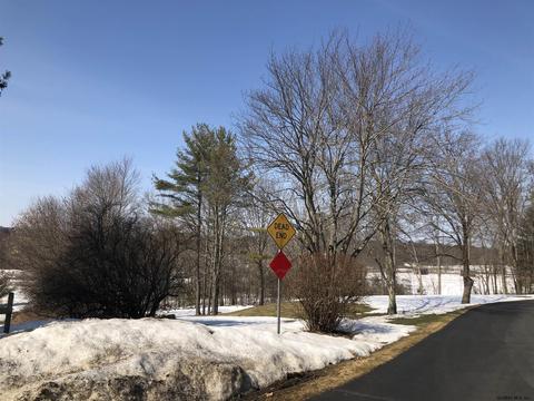 40 Edmel Rd, Schenectady, NY 12302 photo 9