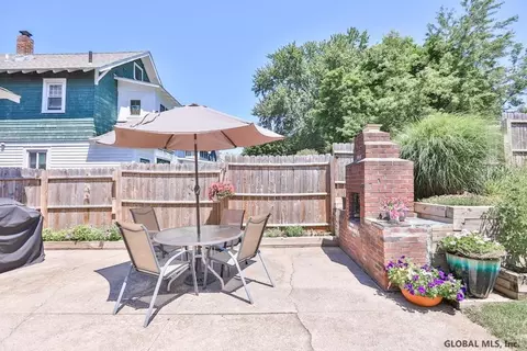 1052 Keyes Ave, Schenectady, NY 12309 photo 33