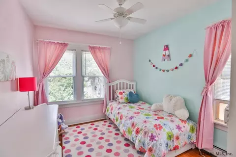 1052 Keyes Ave, Schenectady, NY 12309 photo 27