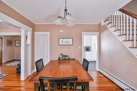 1052 Keyes Ave, Schenectady, NY 12309 photo 9