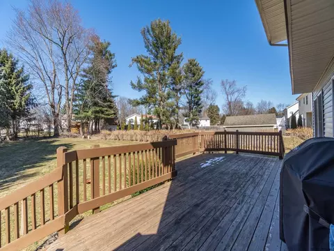 16 Havenbrook Dr, Glenville, NY 12302 photo 33
