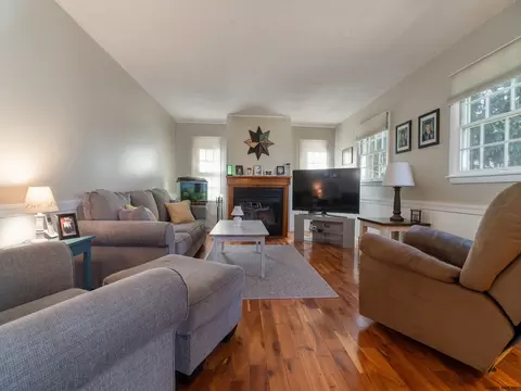 16 Havenbrook Dr, Glenville, NY 12302 photo 15
