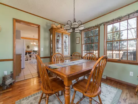 16 Havenbrook Dr, Glenville, NY 12302 photo 9