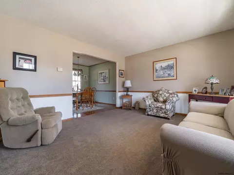 16 Havenbrook Dr, Glenville, NY 12302 photo 5