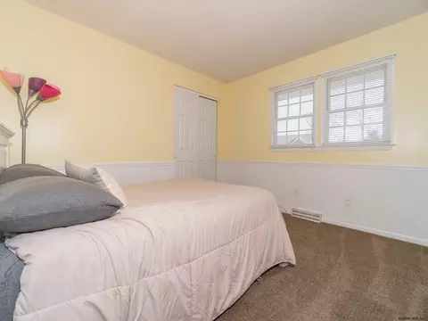 16 Havenbrook Dr, Glenville, NY 12302 photo 18