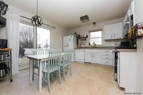 35 Holly Mill Rd, Selkirk, NY 12158 photo 14