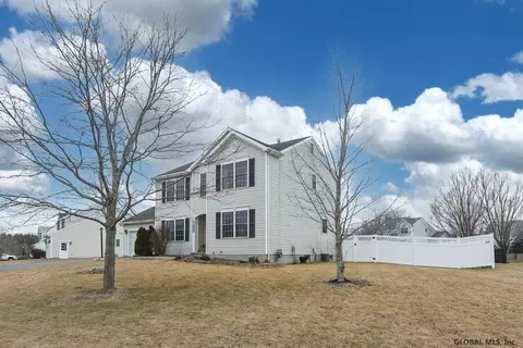 35 Holly Mill Rd, Selkirk, NY 12158 photo 3
