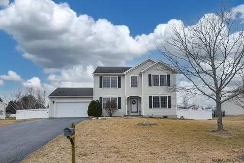 35 Holly Mill Rd, Selkirk, NY 12158 photo 2