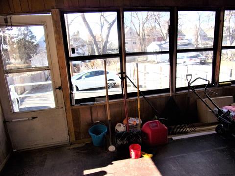 147 Mcclellan St, Schenectady, NY 12304 photo 31