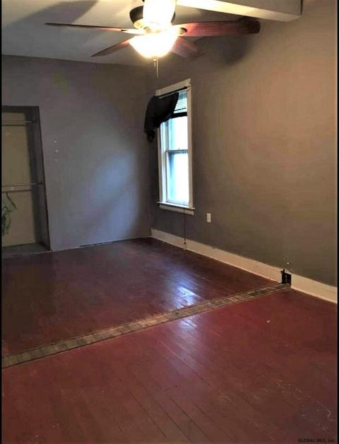 147 Mcclellan St, Schenectady, NY 12304 photo 25