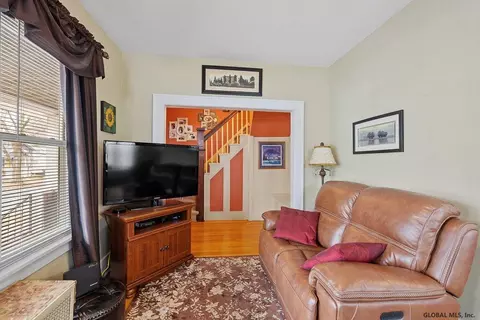 1128 Keyes Ave, Schenectady, NY 12309 photo 8