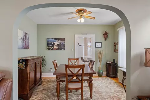1128 Keyes Ave, Schenectady, NY 12309 photo 9