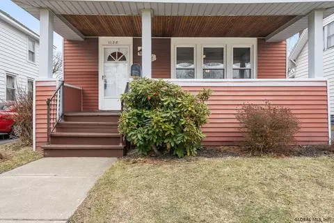 1128 Keyes Ave, Schenectady, NY 12309 photo 2